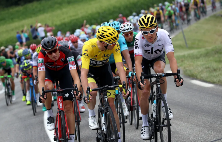 Do Racers In The Tour De France Use Multiple Bikes?